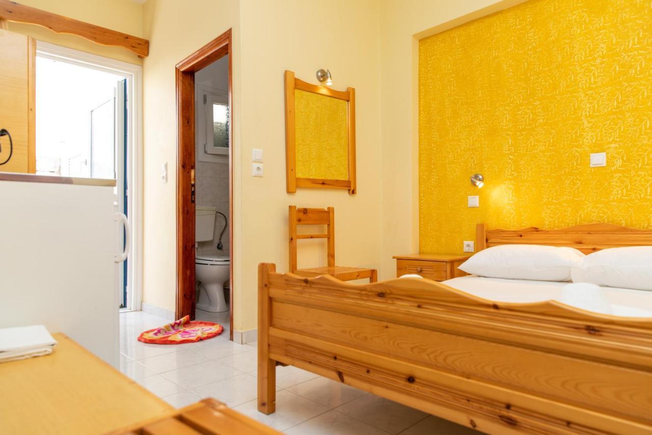 Apartment Studios Marina