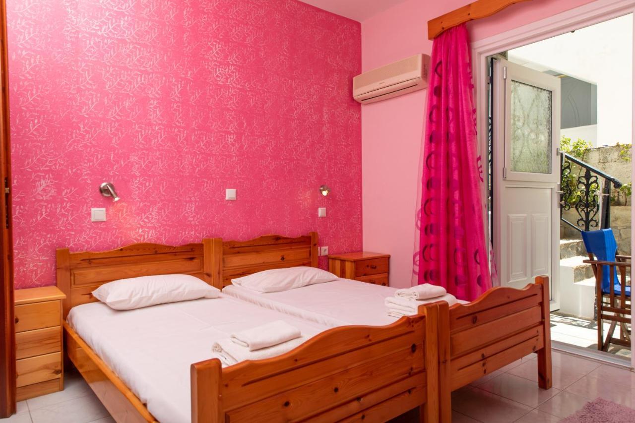 Apartment Studios Marina Naxos City